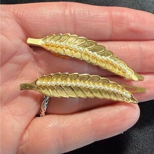 Vintage Gold Leaf Hair Clips with Faux Pearls